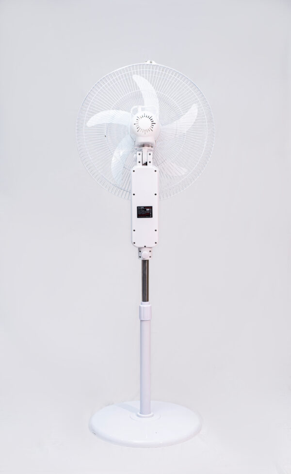 Model RSF-BR18.  ACDC 18 inches Rechargeable fan with MP3, FM,4bulbs USB output - Image 2