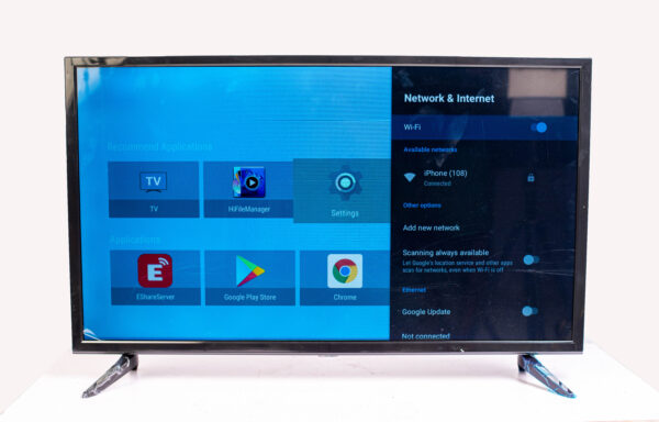43 AND 32 INCHES RECHARGEABLE TV WITH SOLAR PANEL AND INBUILT LITHIUM BATTERY